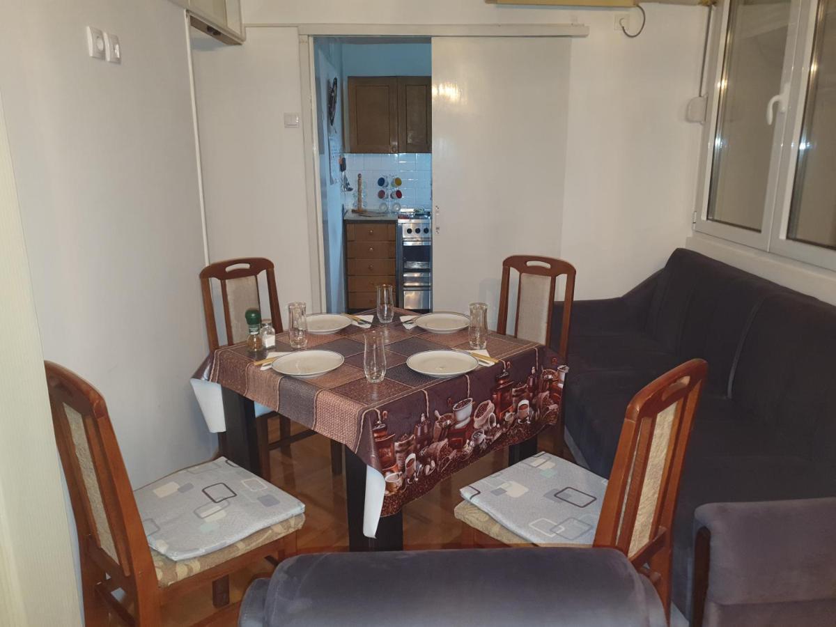 Apartman Centar Lux Pirot Luaran gambar