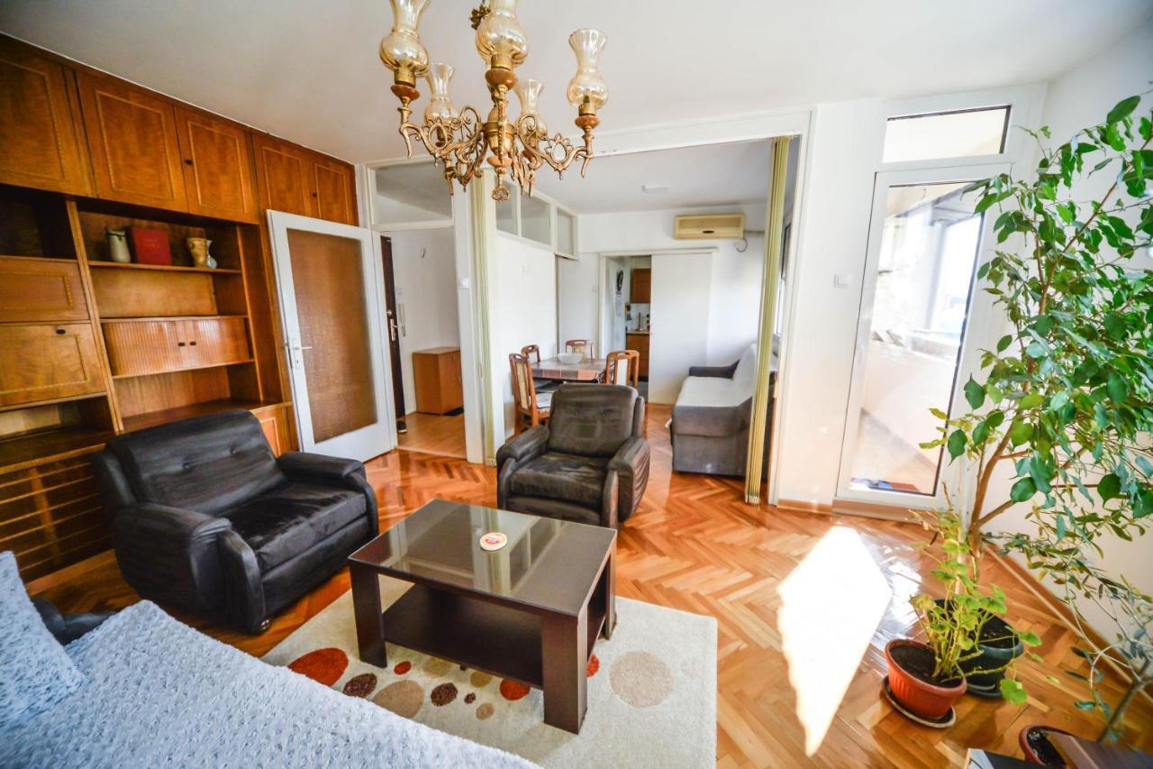 Apartman Centar Lux Pirot Luaran gambar