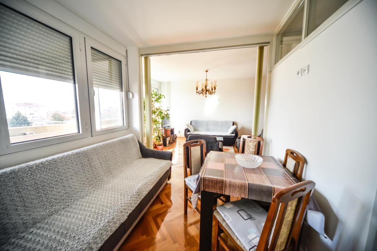 Apartman Centar Lux Pirot Luaran gambar