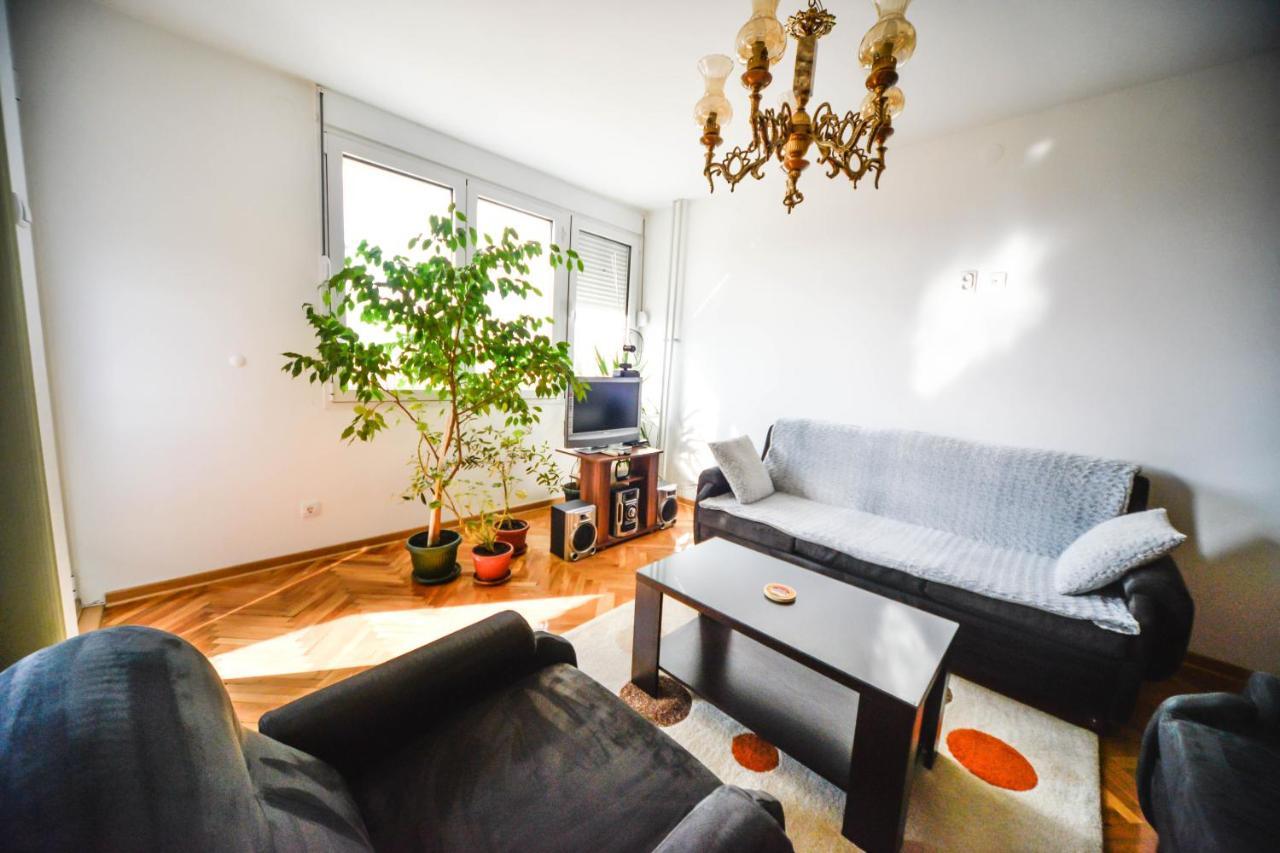 Apartman Centar Lux Pirot Luaran gambar